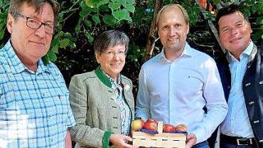 Toni Eckert, Heidrun Piwernetz, Ulrich Sch&uuml;rr und Harald Fichtner (v&nbsp;l.)  Foto: PR
