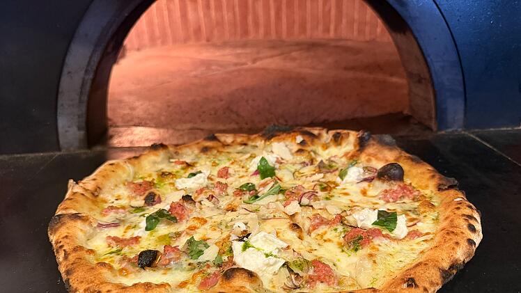 Pizza, Holzofen, Italiener, Essen