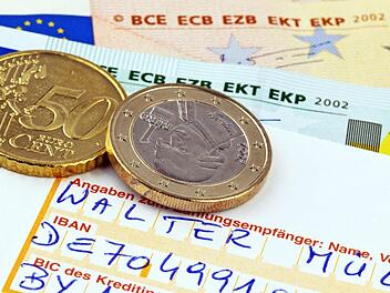 Besonders Firmenkonten sind immer wieder Ziel der Betrugsmasche mit Überweisungsträgern. Foto: Erwin Wodicka, dpa