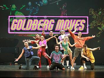 Bei "Goldberg Moves - Bach goes Breakdance" wird kreativ die Geschichte von Johann Sebastian Bach erzählt, der in die Welt der Videospiele eingeführt wird. Foto: Dietrich Dettmann