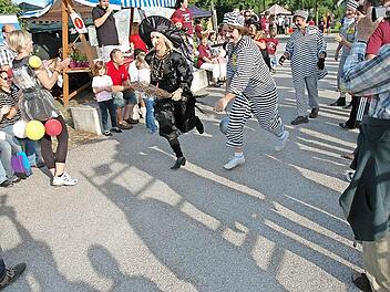 Bei der Fun-Staffel starten die Vierer-Mannschaften in Kostümen.  Foto: Karl-Heinz Hofmann