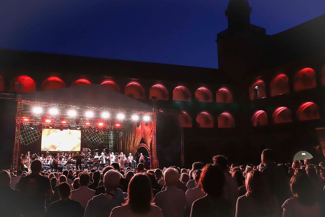 Amadeus Rockt &ndash; Das Jubil&auml;umskonzert