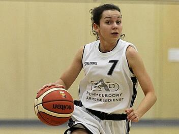 Nervenstark in der Endphase: Aufbauspielerin Jana Barth Fotos: sportpress