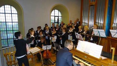Mit verschiedenen Gastakteuren feiert der Nordhalbener Chor GemeinSangkeit sein 15-j&auml;hriges Bestehen mit einem glanzvollen Jubil&auml;umskonzert in der Pfarrkirche St. Bartholom&auml;us. Norbert Neugebauer