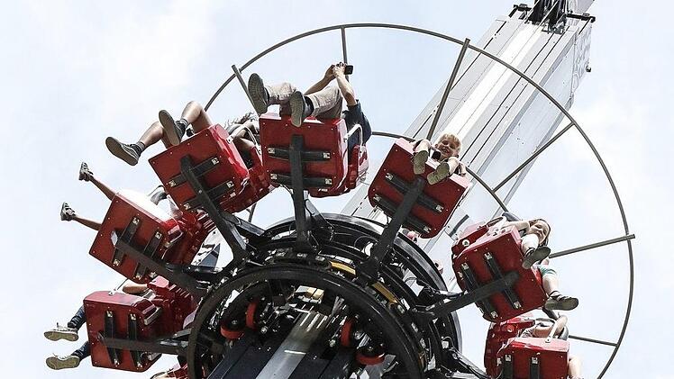 Der Freifall-Turm wurde 2017 neu eröffnet und ist sehr beliebt. Foto: Barbara Herbst