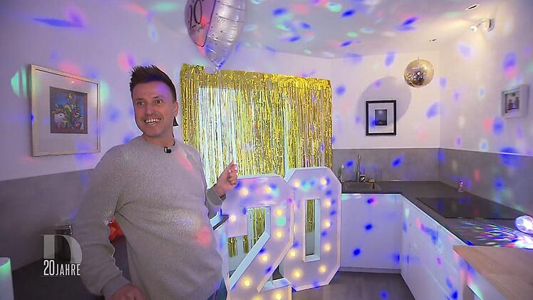 Wenn einer wei&szlig;, wie man ein "Dinner"-Jubil&auml;um feiert, dann Eik.