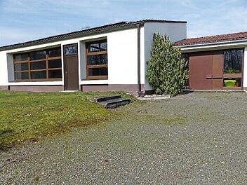 In der ehemaligen Grundschule in Guttenberg soll ein Dorftreff eingerichtet werden. Foto: Archiv/Klaus-Peter Wulf