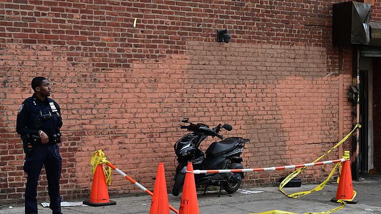 Sieben Monate altes Baby durch Querschl&auml;ger in New York get&ouml;tet