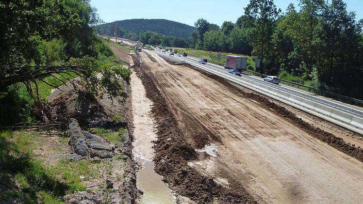 Noch ein Blick in Richtung Autobahndreieck Bayreuth Kulmbach auf Höhe von Harsdorf.