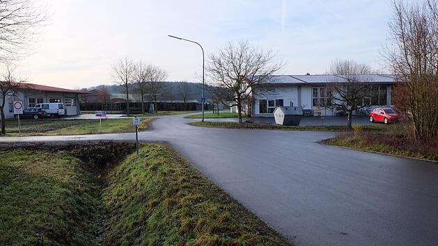 Das Gewerbegebiet Vogtswiesen in Thundorf soll erweitert werden. Die Planungsauftr&auml;ge wurden vergeben.  Foto: Philipp Bauernschubert