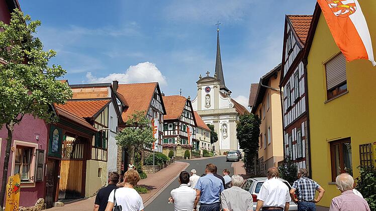 Die Jury zeigte sich 2019 beeindruckt von dem ansprechenden, traditionsreichen wie modernen Flair Fuchsstadts. Die Bemühungen der Bürger und der Gemeinden lohnten: Fuchsstadt belegte den 1. Platz in der Kategorie bis 3000 Einwohner.