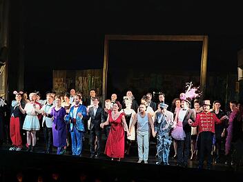 Ungetrübt freundlich wurde die Premiere der Oper "Neues vom Tage" von Paul Hindemith am Landestheater Coburg aufgenommen.Foto: Jochen Berger