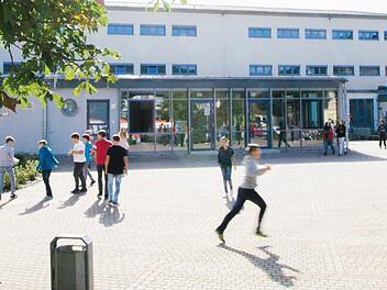 Soll in Pressig eine weitere Schule gebaut werden? Foto: Marian Hamacher