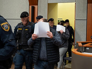 Prozess in Innsbruck - Eltern lie&szlig;en Dreij&auml;hrigen verhungern