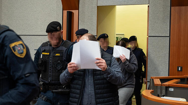 Prozess in Innsbruck - Eltern lie&szlig;en Dreij&auml;hrigen verhungern