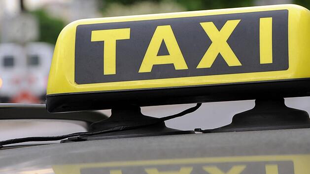 Funkstatt statt Pfungstadt - da kann man sich schon mal verh&ouml;ren. Einen Rentner k&ouml;nnte das nun aber teuer zu stehen kommen: Denn er landete viele Kilometer von seinem eigentlichen Ziel entfernt. Franziska Kraufmann/dpa