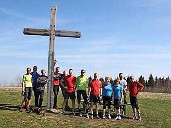 Die Teilnehmer des DAV-Trailruns Foto: Paul Neuland