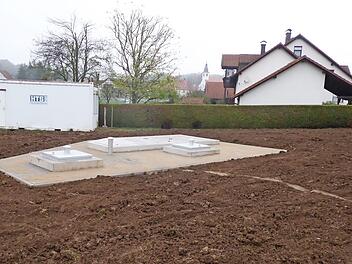 Südlich der Schulstraße in Lauter entsteht der Neubau eines Beckenüberlaufs mit Drosselschacht. Foto: privat