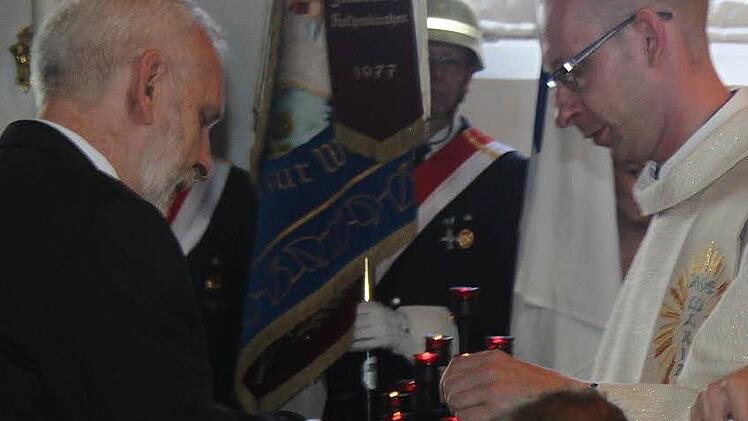 Sebastian Schiller bei der Kommunion. Foto: Veronika Schadeck