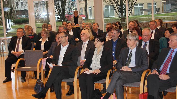 Viele Ehrengäste nahmen an der Feier teil.  Foto: Friedwald Schedel