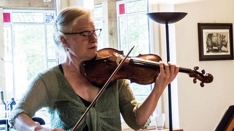 Reichlich Beifall gab es für das Duo Kathrein beim Gastspiel in Elsa.Foto: Jochen Berger