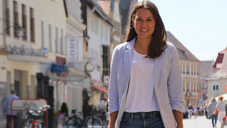 "Stadt in Bewegung" - Unter diesem Motto veranstaltete die Forchheimer Citymanagerin Elena Büttner gemeinsam mit Gastronomen, Gewerbetreibenden und vielen Vereinen das neue Innenstadtfest. Foto: Ronald Heck