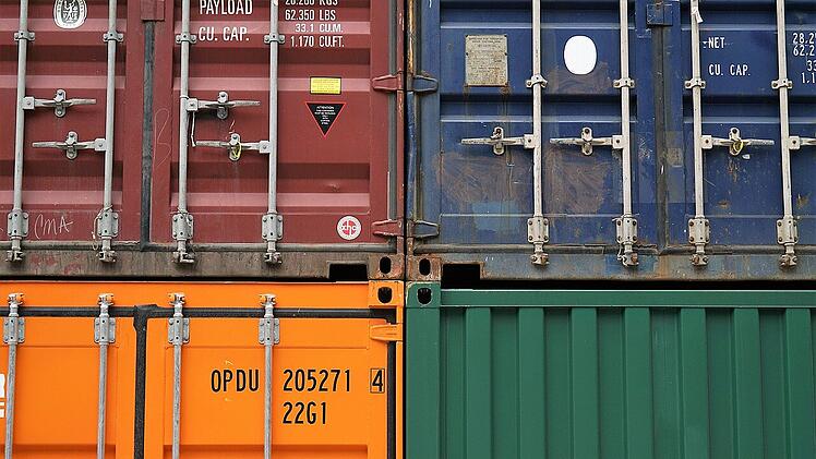 Auch Container werden von den Banden geknackt.