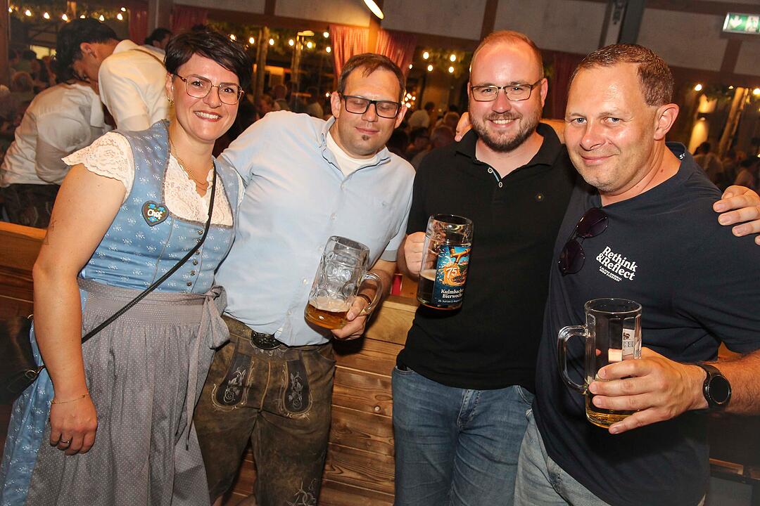 Frontal Party Pur feierte ihre Premiere bei der Bierwoche.