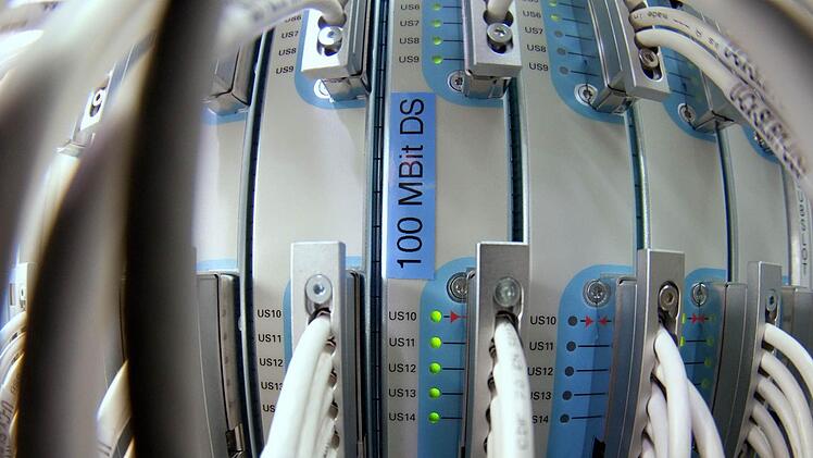 Von lokalen Vermittlungsknoten wie diesem kommt das superschnelle Internet direkt bis zur Haustür.  Foto: pr