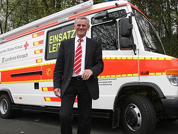 Landrat Oswald Marr wurde mit 68 Stimmen bei 77 Stimmberechtigten als Vorsitzender des BRK-Kreisverbandes Kronach bestätigt. Foto: Sonja Adam