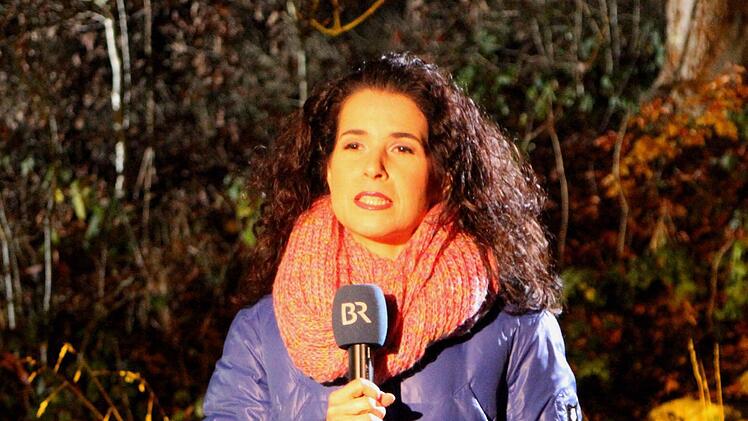 Selbst den Wetterbericht präsentierte "Wetterfee" Rika Dechant aus den Haßbergen. Fotos: Günther Geiling