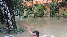 Kerala ist nach Regierungsangaben von der verheerendsten Flut der letzten 100 Jahre getroffen worden.  Foto: Aijaz Rahi,dpa