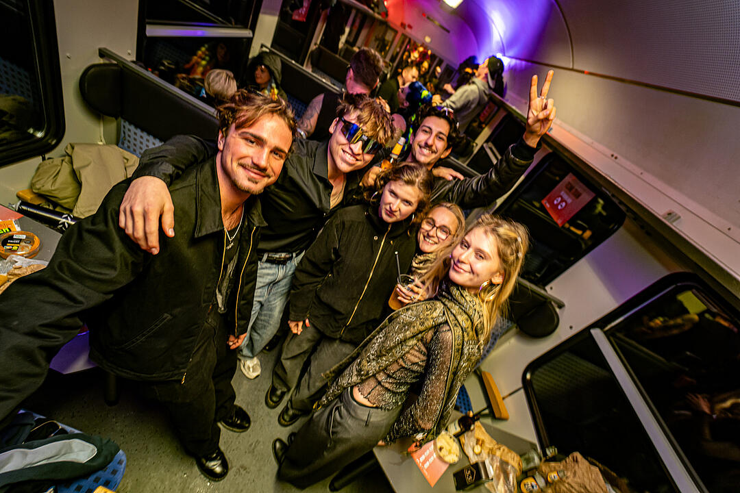 Die beste Party im Zug!