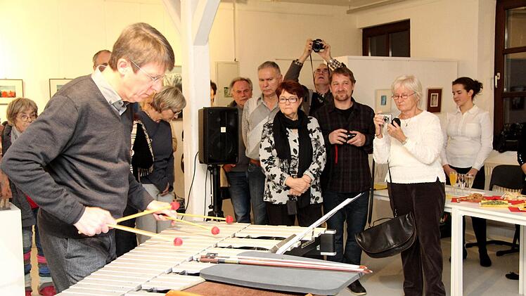 Aus der Ausstellung im Kunstraum   Richard Sänger