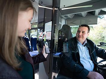 Hof: Fahrscheinkontrollen in den Bussen - so sieht es nach VGN-Beitritt aus