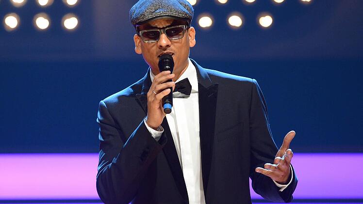 Xavier Naidoo singt - in seiner neuen Show lässt er allerdings vor allem singen. Heute Abend geht's los. Foto: CT-Archiv