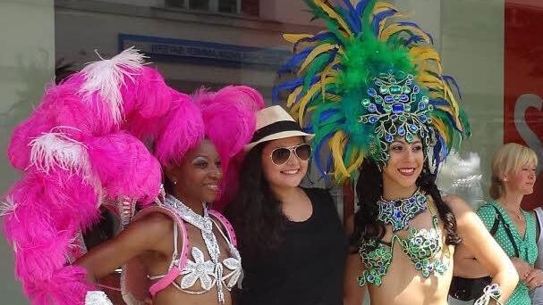 Erste Impressionen vom Samba-Umzug durch die Coburger InnenstadtFoto: Jochen Berger