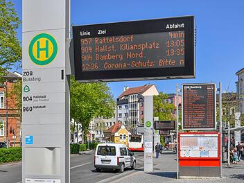 Derzeit gilt  nur ein eingeschränkter Notfahrplan bei den Stadtbussen. Die Stadtwerke kündigen aber an, dass ab 27. April ein  neuer Fahrplan mit mehr Fahrten gelten soll. Informationen im Einzelnen  gibt es auf dieser Seite: www.stadtwerke-bamberg.de/corona. Ronald Rinklef