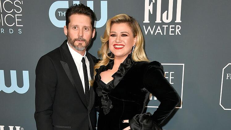 Brandon Blackstock and Kelly Clarkson waren sieben Jahre lang verheiratet. Nun ist der 48-Jährige an einer Krebserkrankung verstorben.
