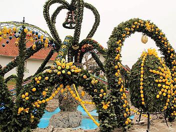 Der Osterbrunnen in Bieberbach. Foto: Ferdinand Merzbach