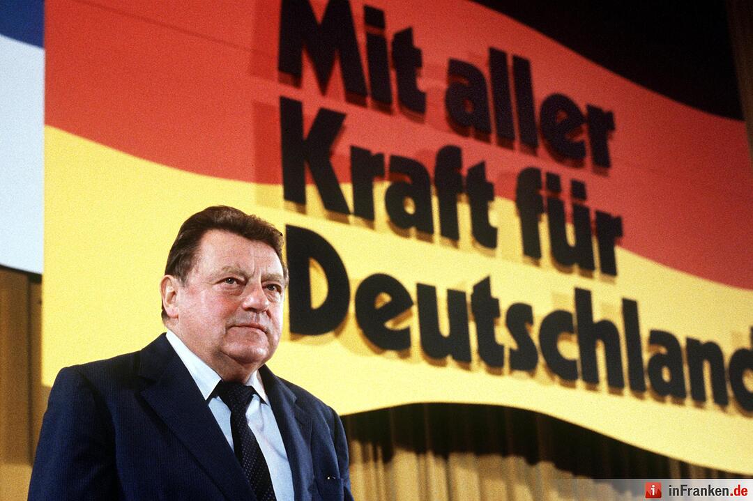 Der damalige Ministerpräsident beim CSU-Parteitag 1979