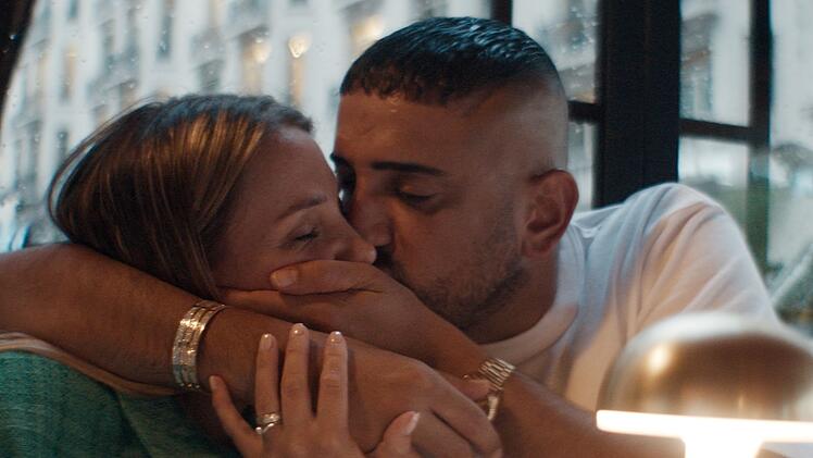 "Den Aykut liebe ich, ja - den Haftbefehl nicht", sagt Nina, die Ehefrau des Rappers.