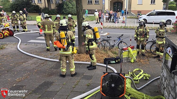 Alarm in der Gartenstadt - Fritteuse in Bamberger Lokal in Flammen