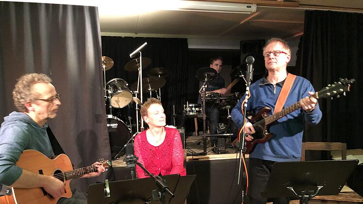 Die Gesangsgruppe "Tonspuren" ist eines der Aushängeschilder der August-Kömpel-Musikschule. Foto: Hans Dietrich Unger
