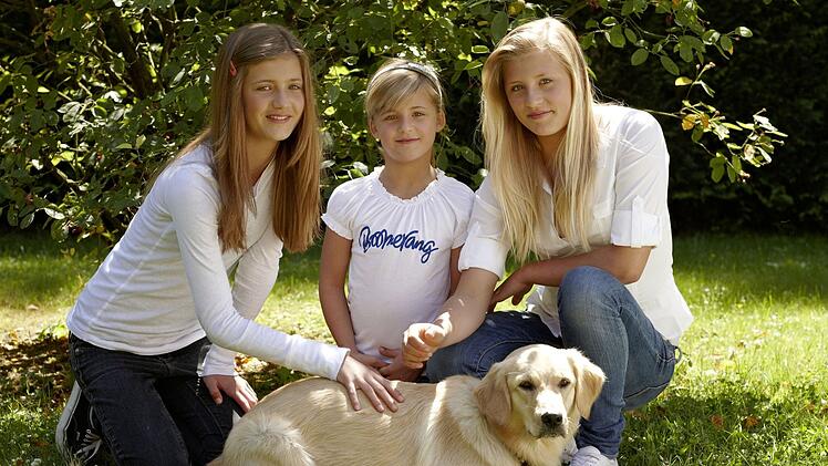 Lilli Schweiger (Bild, links) spielte ihre gr&ouml;&szlig;te Rolle in der Serie "Die Pfotenbande".