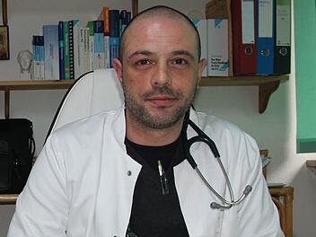 Dimitrios Lazanakis übernimmt im kommenden Jahr eine Hausarztpraxis im Frankenwald. Foto: Vanessa Schneider