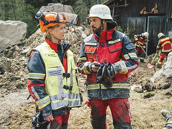 Keine Zukunft für die Feuerwehrleute Marie (Christine Eoxenberger) und Peter (Stephan Luca). Die ZDF-Serie "Marie fängt Feuer" wird eingestellt.