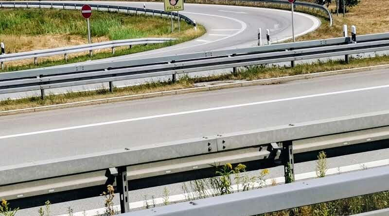 Autobahn, Ausfahrt, Baustelle, Bauarbeiten, Sperrung, Sanierung