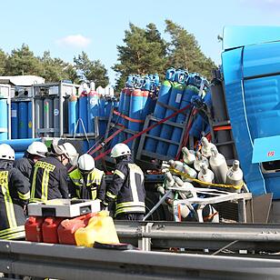 Schwerer Lkw-Unfall auf A6 bei Nürnberg