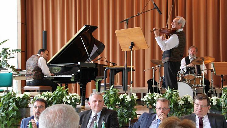 Die Kurkapelle spielte auf. Foto: Ulrike Müller